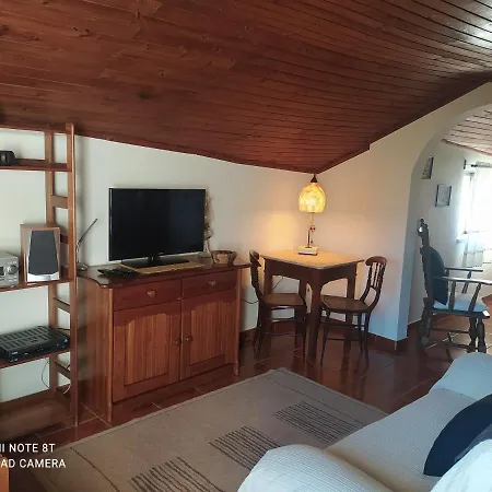 Abrigo Do Cabecinho - Serra Da Estrela *